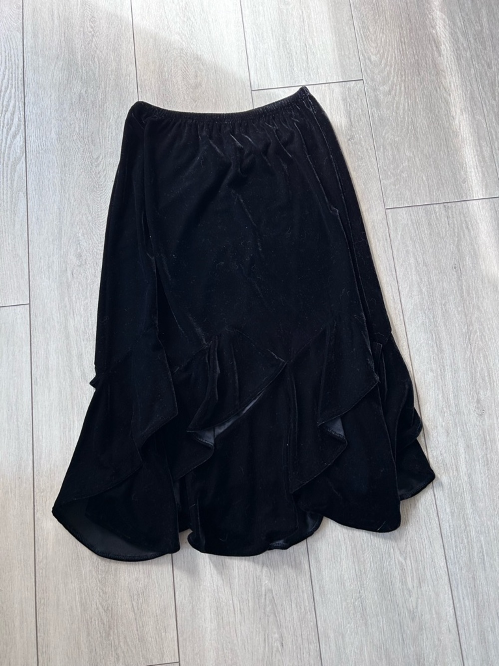 Vintage Carroll Reed Black Velvet Layered Ruffle Midi Skirt Tiered Pull On Goth